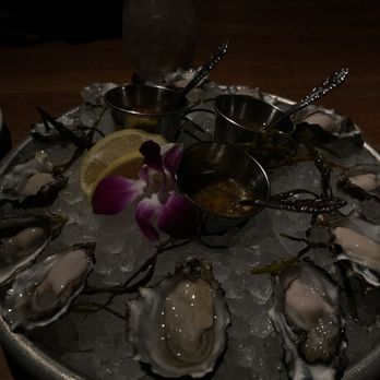 Herringbone Waikiki - oyster - Seafood Near Me - Honolulu, Hawaii