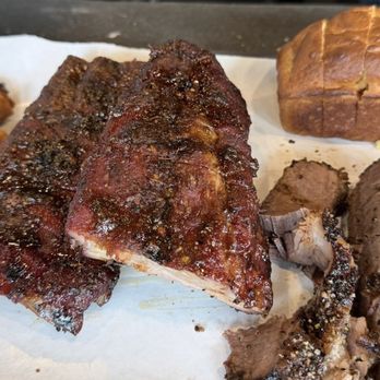 Stuey's Smokehouse BBQ - Barbeque Near Me - Locust Valley, New York