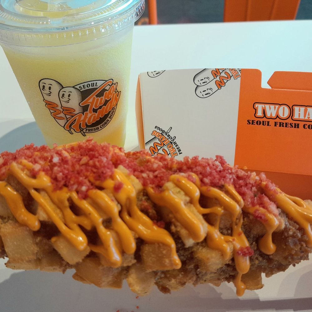 Have mozzarella, half sausage, covered with potato cubes. Pineapple slushie for washing it down. Have mozzarella, half sausage, covered with potato cubes. Pineapple slushie for washing it down.