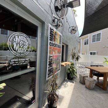 Rise Up Coffee Roasters - Outdoor, Mary & Margs entrance - Coffee & Tea Near Me - Rehoboth Beach, Delaware