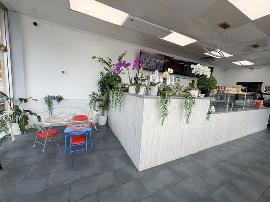 Nissi Deli and Bakery by null