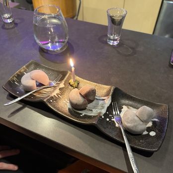 Q Sushi Bar & Omakase - mochi, sweet potato, peppermint chocolate, and black sesame; adequate but boring. - Sushi Bars Near Me - Chicago, Illinois Q Sushi Bar & Omakase - mochi, sweet potato, peppermint chocolate, and black sesame; adequate but boring. - Sushi Bars Near Me - Chicago, Illinois