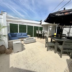 The 46 Tavern - Outdoor Patio