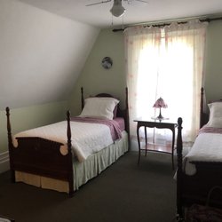Grove Cottage B & B