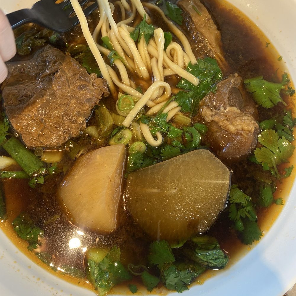 Bafang Dumpling - Taiwanese beef soup noodle - Taiwanese Near Me - Van Nuys, California