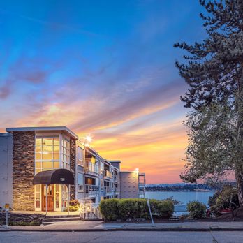 Heidi Mitchell - RSVP Real Estate - Real Estate Agents Near Me - Seattle, Washington Heidi Mitchell - RSVP Real Estate - Real Estate Agents Near Me - Seattle, Washington
