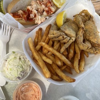 The Clam Castle - $27 lobster roll 4oz with coleslaw, $20 soft shell crab platter with fries, coleslaw & tartar sauce. FYI... don't get the soft shell crab. - Seafood Near Me - Madison, Connecticut