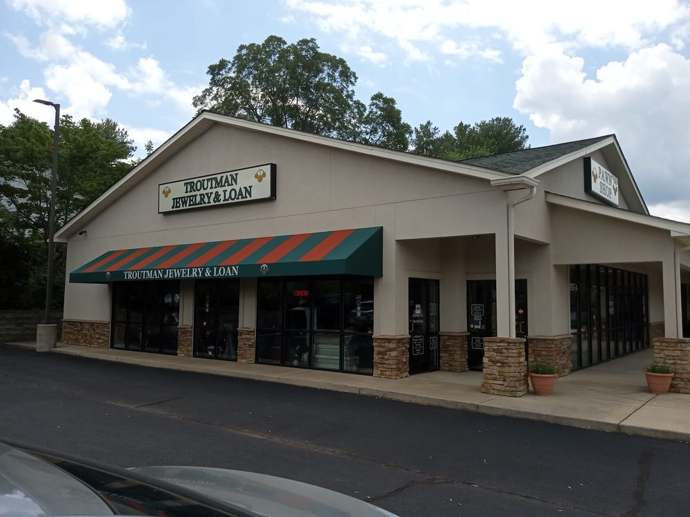 TROUTMAN JEWELRY AND LOAN Updated October 2024 265 N Main St, Troutman, North Carolina