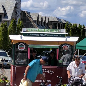 Oli's Trolley - Trolley ticket booth - Tours Near Me - Bar Harbor, Maine Oli's Trolley - Trolley ticket booth - Tours Near Me - Bar Harbor, Maine