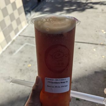 Golden Tea Shop - Strawberry mango black tea - Bubble Tea Near Me - Oakland, California