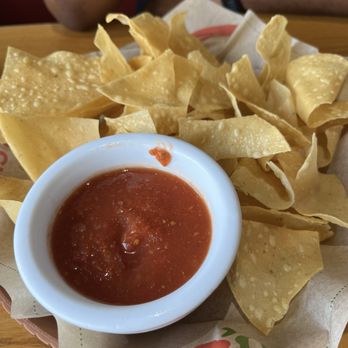 Chili's Grill & Bar - Chips n salsa - Tex-Mex Near Me - Honolulu, Hawaii Chili's Grill & Bar - Chips n salsa - Tex-Mex Near Me - Honolulu, Hawaii