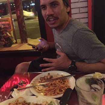 Auntie Pasto's - @vforvincent and #dinner and #sundayfunday #hai - Italian Near Me - Honolulu, Hawaii