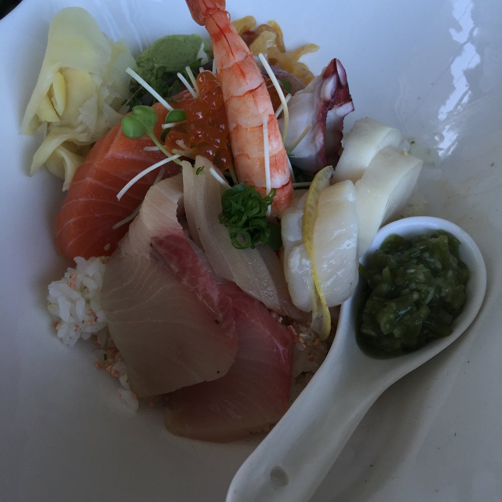 Amici Sushi - Assorted seafood over rice. 25 bucks. - Sushi Bars Near Me - Lathrop, California