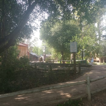 Poway Midland Railroad - Nice shaded paths - Trains Near Me - Poway, California