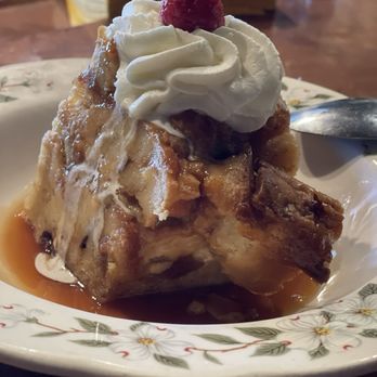 Gulliver's Restaurant - Bread pudding. - American Near Me - Irvine, California