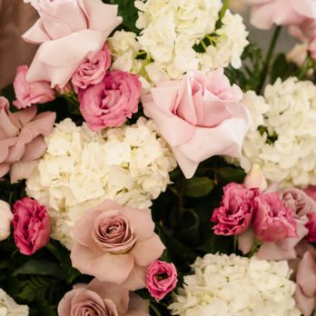 Creative Floral Designs - Floral Designers Near Me - San Gabriel, California