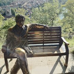 Parkanlage Rosengarten - Come say hi to Einstein!