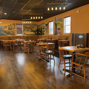 Fornarelli's - interior - Italian Near Me - Colchester, Connecticut Fornarelli's - interior - Italian Near Me - Colchester, Connecticut