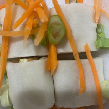 Thai Spoon & Sushi - Fresh Spring Roll - Sushi Bars Near Me - Chicago, Illinois Thai Spoon & Sushi - Fresh Spring Roll - Sushi Bars Near Me - Chicago, Illinois