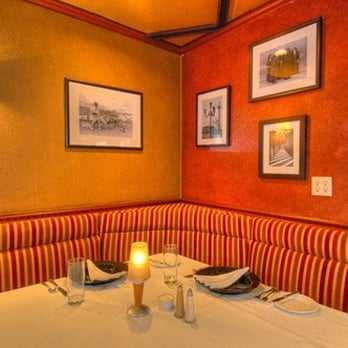 Delaney's Bistro - Seafood Near Me - St Simons Island, Georgia