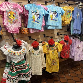Tienda de Reyes - Gift Shops Near Me - San Diego, California Tienda de Reyes - Gift Shops Near Me - San Diego, California
