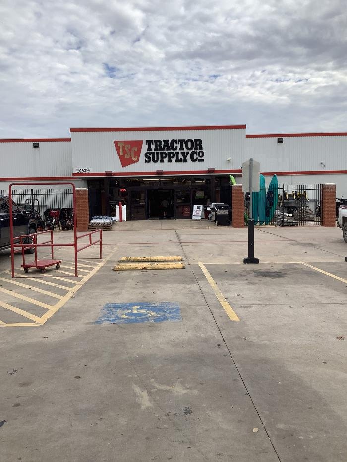 TRACTOR SUPPLY Updated June 2024 9249 Benbrook Blvd, Benbrook