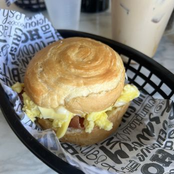 Beth's Bakery & Cafe - Bakeries Near Me - Sandwich, Massachusetts
