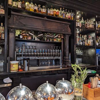 Chaplin's - A better picture of the bar - Cocktail Bars Near Me - Washington, DC, District of Columbia Chaplin's - A better picture of the bar - Cocktail Bars Near Me - Washington, DC, District of Columbia