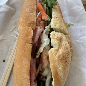 Ba-Le Sandwich Shop - Vietnamese Near Me - Mililani, Hawaii