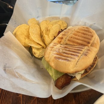 Airline Brewing Company Pub - BLT - Pubs Near Me - Ellsworth, Maine