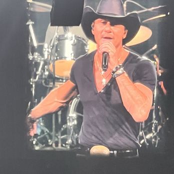 Rupp Arena - Tim McGraw 6/15/24 - Stadiums & Arenas Near Me - Lexington, Kentucky