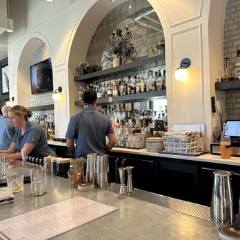 The Foxtail - Bar area - Breakfast & Brunch Near Me - Downers Grove, Illinois