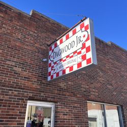 Dagwood Jr - Outside