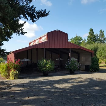 The Four Graces Winery - Wine Tasting Room Near Me - Dundee, Oregon