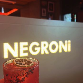 Negroni Bistro & Sushi Bar - Deadpool Margarita - Sushi Bars Near Me - Miami, Florida