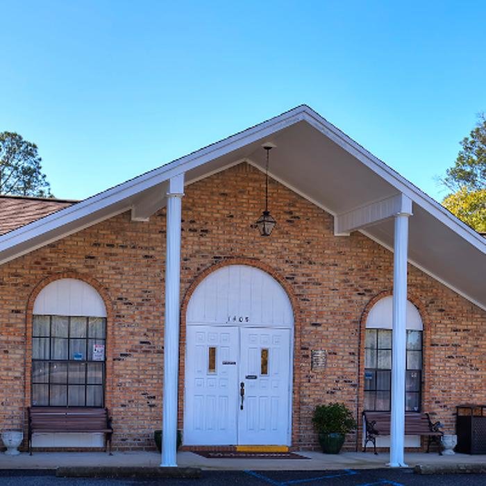 MCLAUGHLIN TWIN CITIES FUNERAL HOME 10 Photos 1405 E John Sims Pkwy