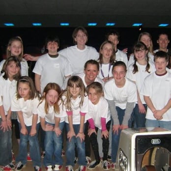 Laura L Fogle, DDS, MS - 2009 Cosmic Bowling Party - Orthodontists Near Me - Grand Rapids, Michigan Laura L Fogle, DDS, MS - 2009 Cosmic Bowling Party - Orthodontists Near Me - Grand Rapids, Michigan