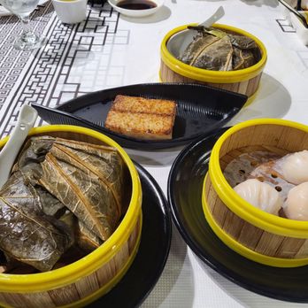 Bistro 1968 - Chinese tamales, fried turnip cake, shrimp dumplings - Dim Sum Near Me - San Gabriel, California