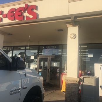 Buc-ee's - Gas Stations Near Me - Freeport, Texas