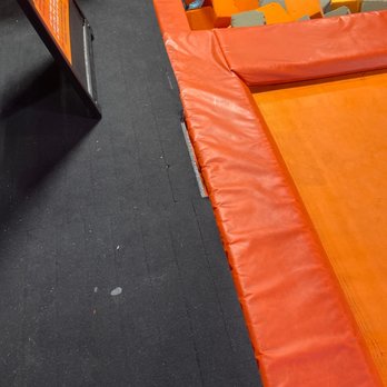 Big Air - Trampoline Parks Near Me - Corona, California