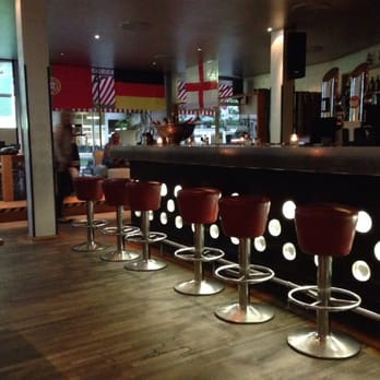 Almodobar - AlmodoBar im WM14 Fieber - Lounges Near Me - Zürich, ZH