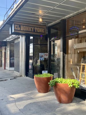 El Honky Tonk by null