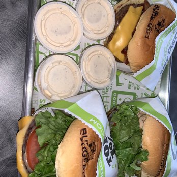 BurgerFi - Burgers Near Me - Northville, Michigan