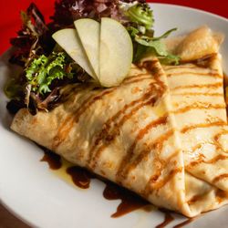 SkyTop Coffee - Turkey, Apple, and Brie Crêpe