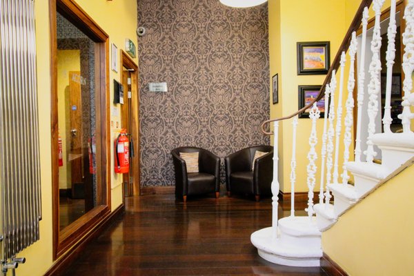 Acorn Hotel - Book Direct for Best Rates. We're cheaper than online travel agents. by null