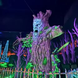 Monster Mini Golf