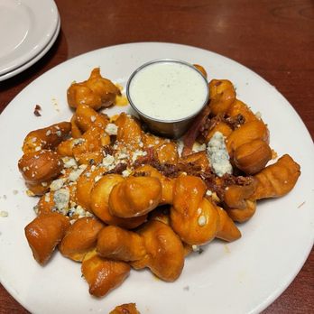 PizzaWest - Pizza Near Me - La Vista, Nebraska