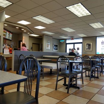 Whataburger - Dining area was clean. - Burgers Near Me - Las Cruces, New Mexico