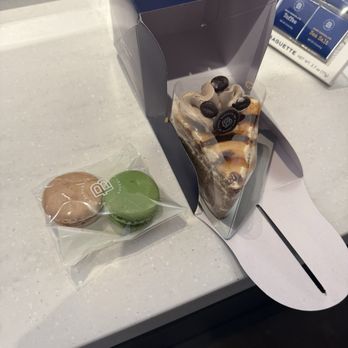 Paris Baguette - Macron, Mocha Cake - Bakeries Near Me - Monrovia, California Paris Baguette - Macron, Mocha Cake - Bakeries Near Me - Monrovia, California