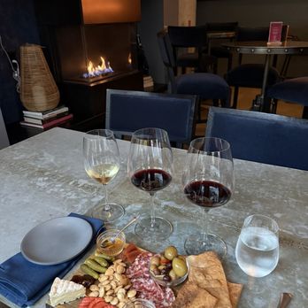 The Tasting Room - Wine Bars Near Me - Minneapolis, Minnesota